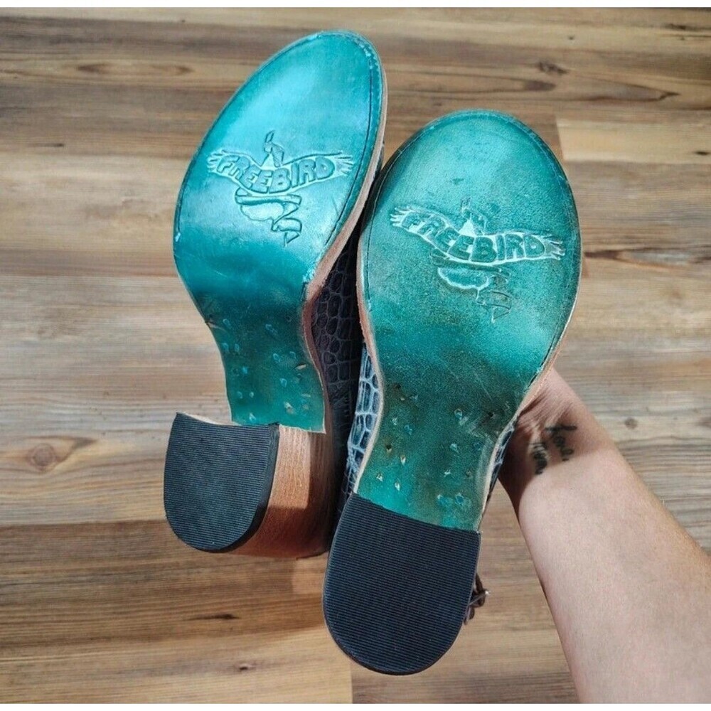 Freebird by Steven Womens Blue Randi Triple Strap Leather Pumps Sz 9 Block Heel - Picture 7 of 8